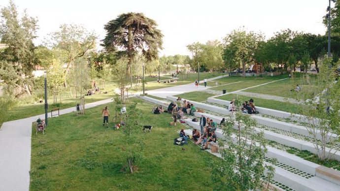 4.Catégorie « maîtres d’ouvrage publics et bailleurs sociaux, espaces publics à grande échelle », médaille de bronze pour Toulouse Métropole (31), île du Ramier-secteur Nord. ©Victoires du paysage